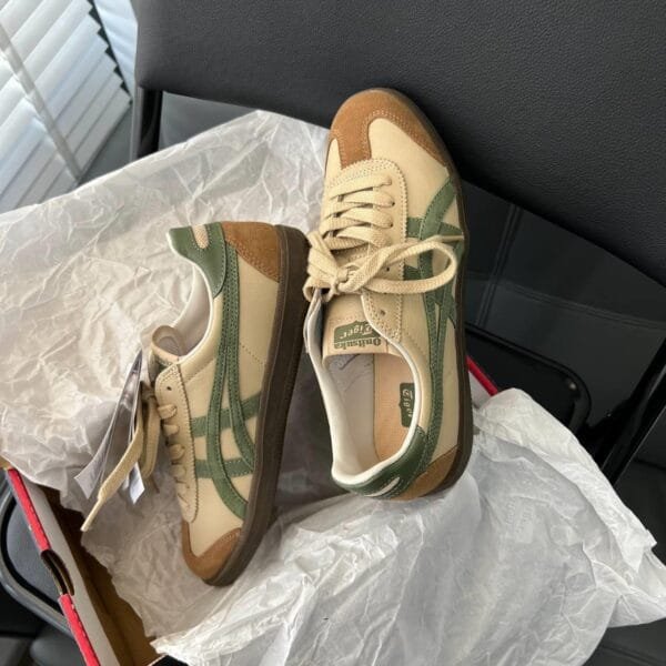 Onitsuka Tiger Tokuten Beige First Copy Shoes